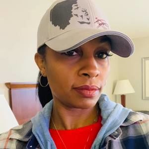 Meet your Posher, Shawana